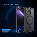 iPhone 15 Pro | Cover nera MagSafe | Aggancio magnetico preciso